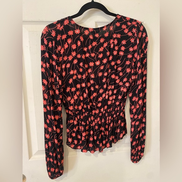 Express Blouse - Picture 3 of 5